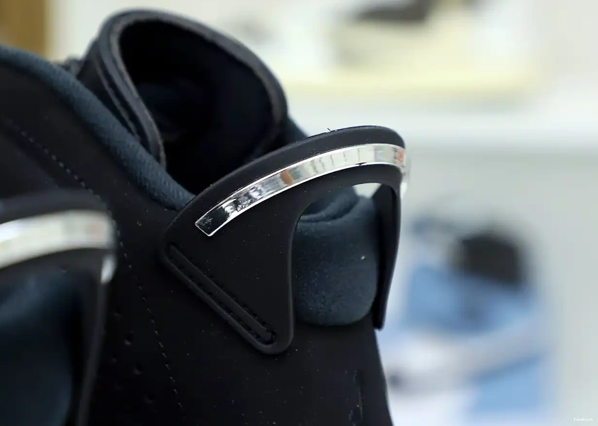 CHROME JORDAN 6 AIR 0406